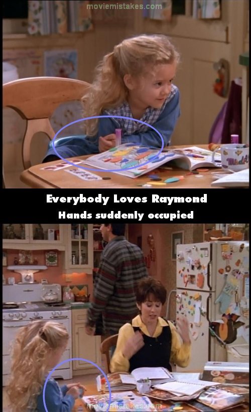 Everybody Loves Raymond (1996) TV mistake picture (ID 300941)