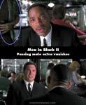 Men in Black II mistake picture